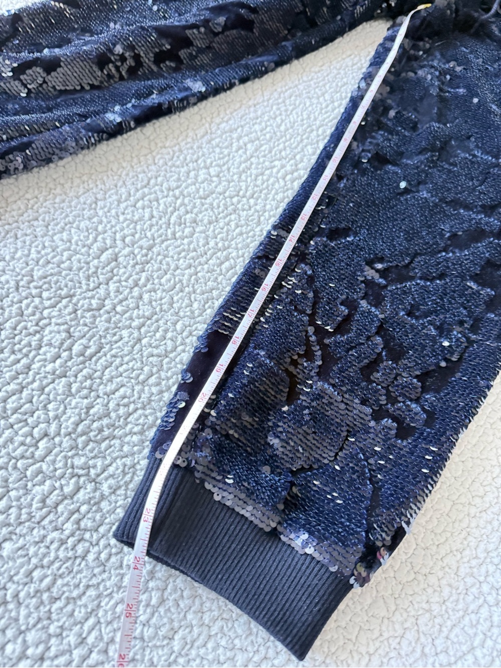 Anthropologie Sequins Velvet Joggers In Navy - Picture 4 of 6